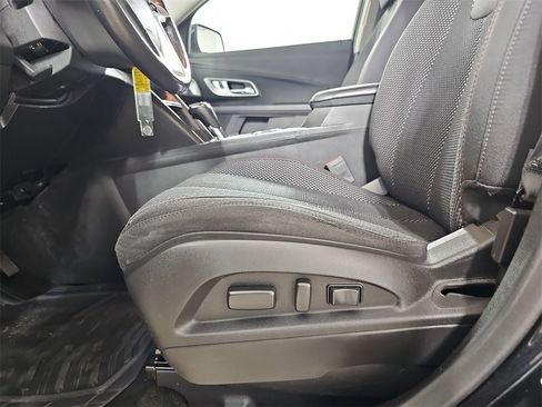 Certified 2017 Chevrolet Equinox LT w/ Convenience Package image 33