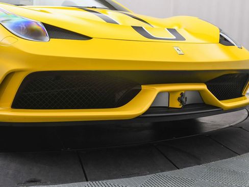 Used 2015 Ferrari 458 Speciale A image 26