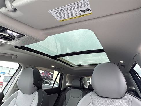 New 2026 Volkswagen Tiguan SE FWD image 28