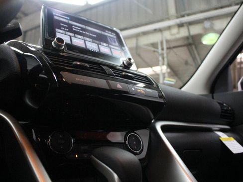 New 2026 Mitsubishi Eclipse Cross ES image 12