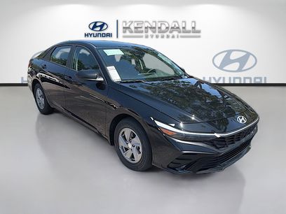 New 2026 Hyundai Elantra SE