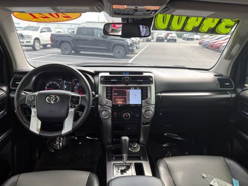Used 2021 Toyota 4Runner SR5 Premium w/ Moonroof Package AWD/4WD image 28