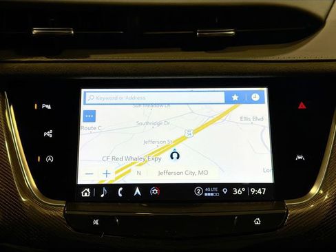 Certified 2024 Cadillac XT6 Sport w/ Platinum Package image 12