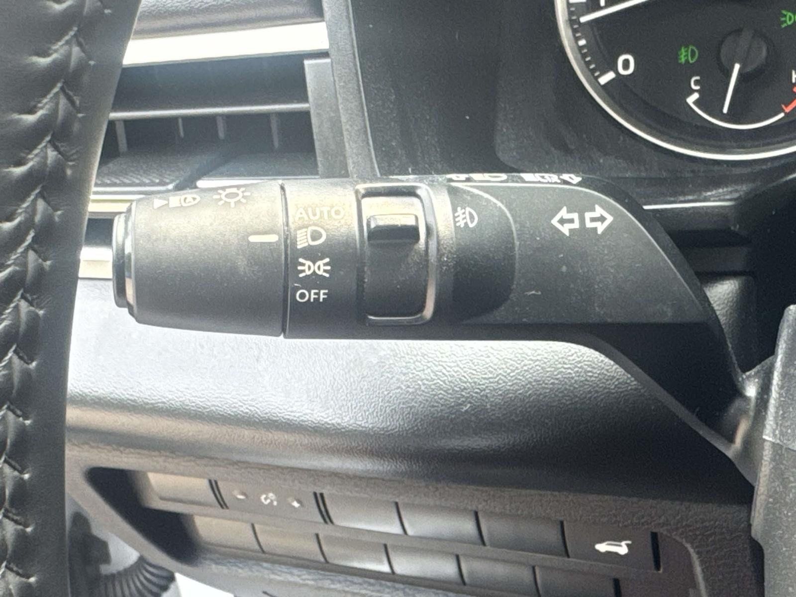 Used 2025 Mitsubishi Outlander SE AWD/4WD image 22