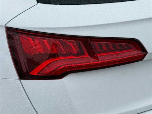 Used 2018 Audi Q5 2.0T Premium Plus image 14