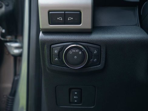 Used 2019 Ford F250 Lariat AWD/4WD image 17