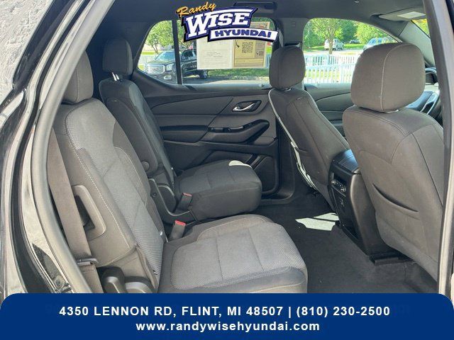 Used 2024 Chevrolet Traverse LT w/ Midnight/Sport Edition AWD/4WD image 33