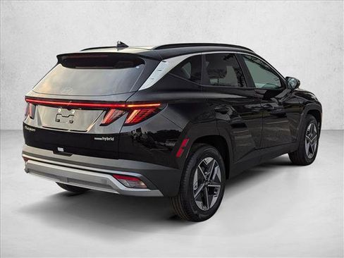 Used 2025 Hyundai Tucson SEL AWD/4WD image 2