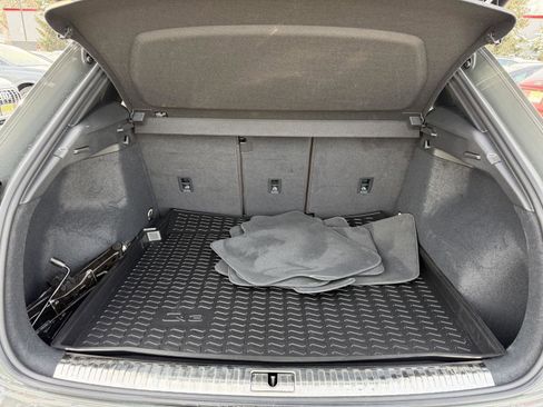 Used 2023 Audi Q3 2.0T Premium Plus w/ Premium Plus Package image 27