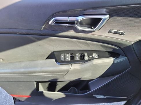 Used 2024 Kia Sportage SX image 24