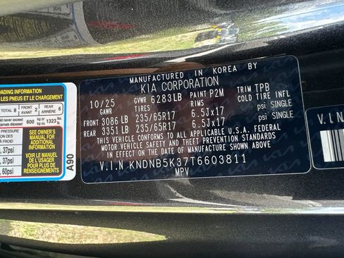 New 2026 Kia Carnival FWD image 32