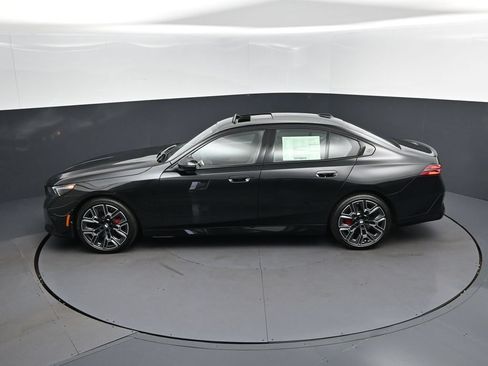 New 2027 BMW 530i w/ M Sport Package RWD image 32