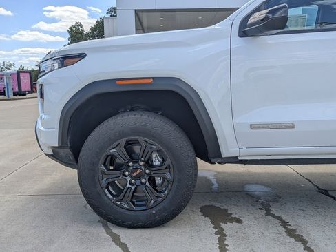 New 2025 GMC Canyon Elevation image 10