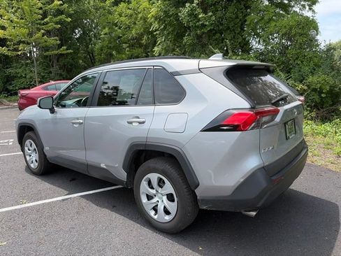 Used 2020 Toyota RAV4 LE w/ All Weather Liner Package AWD/4WD image 9