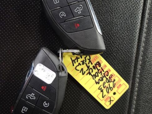 Used 2023 Chevrolet Silverado 1500 LTZ w/ LTZ Convenience Package II image 31