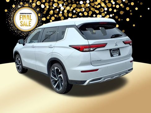 Used 2024 Mitsubishi Outlander SE image 7