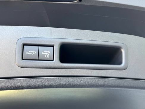New 2026 Lexus UX 300h FWD image 18