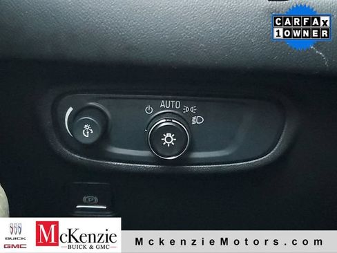 Used 2024 GMC Terrain SLE AWD/4WD image 20