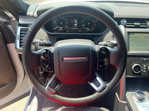 Used 2020 Land Rover Discovery Landmark AWD/4WD image 22