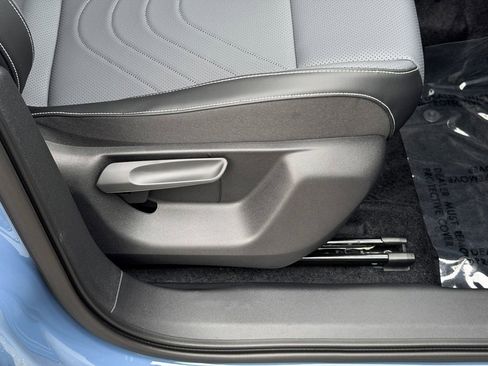 New 2026 Volkswagen Tiguan SE R-Line AWD/4WD image 30