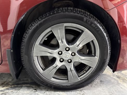 Used 2017 Toyota Sienna SE Premium image 29