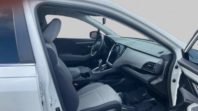 Used 2024 Subaru Outback Premium AWD/4WD image 19