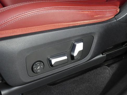 Certified 2023 BMW X3 sDrive30i w/ M Sport Package image 23