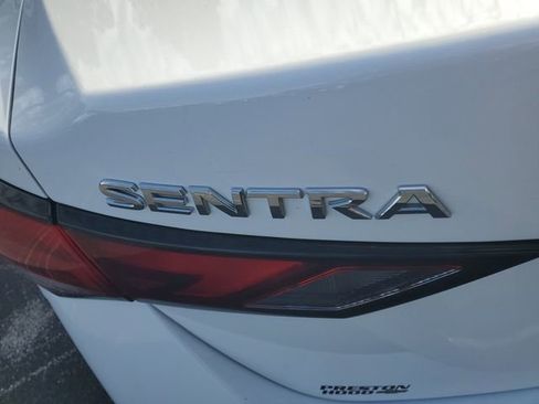 Used 2024 Nissan Sentra S image 9