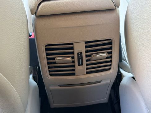 Used 2016 Mercedes-Benz CLA 250 image 43