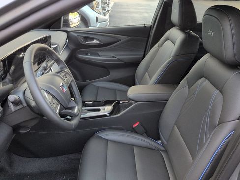New 2026 Buick Envista Sport Touring w/ Convenience I Package FWD image 12