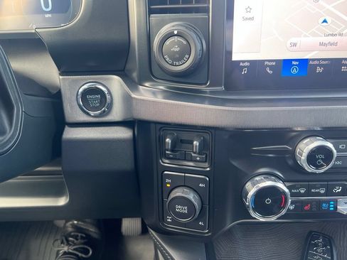 Used 2025 Ford F250 Platinum AWD/4WD image 16