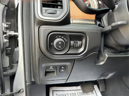 Used 2019 RAM 1500 Limited image 21
