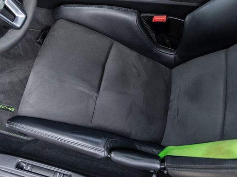 Used 2023 Porsche 718 Cayman GT4 image 27