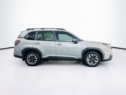 Used 2026 Subaru Forester Premium AWD/4WD image 10