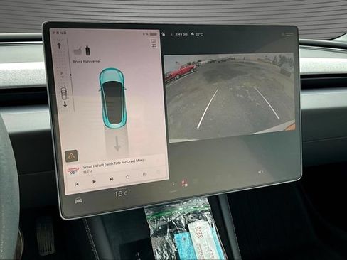 Used 2025 Tesla Model 3 Long Range AWD/4WD image 14