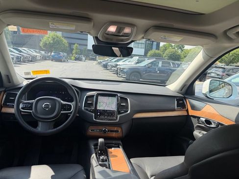Certified 2023 Volvo XC90 B6 Plus w/ Protection Package Premier AWD/4WD image 5