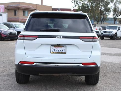 Used 2024 Jeep Grand Cherokee Limited 4xe AWD/4WD image 3