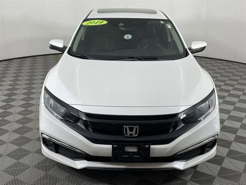 Used 2019 Honda Civic EX-L image 2