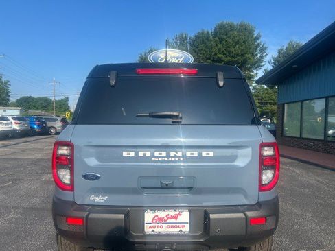 Used 2025 Ford Bronco Sport Badlands AWD/4WD image 7