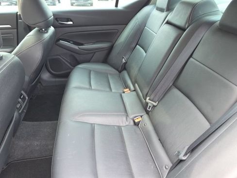 Used 2021 Nissan Altima 2.5 Platinum AWD/4WD image 8