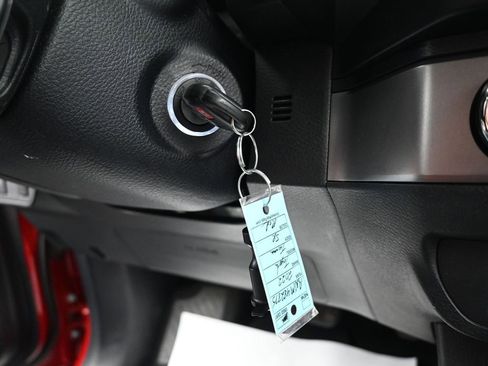 Used 2022 Toyota Tacoma SR image 25