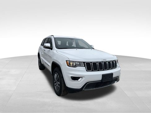 Certified 2022 Jeep Grand Cherokee Limited image 9
