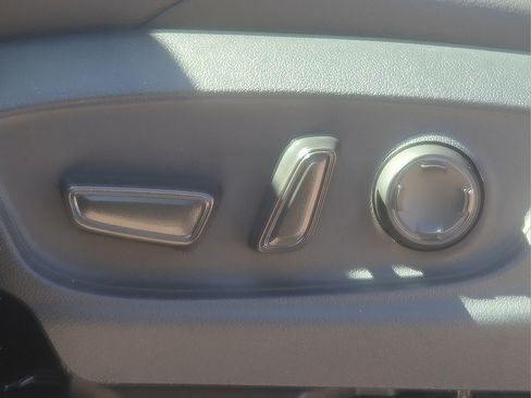 New 2026 Toyota Tacoma Limited AWD/4WD image 19