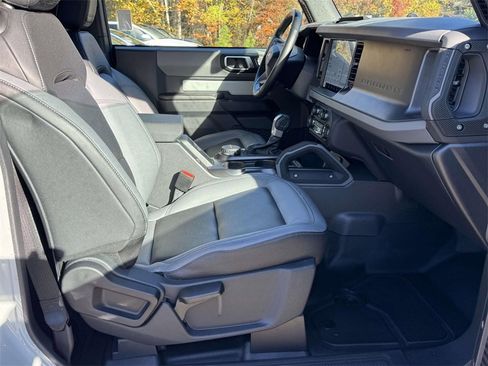 Used 2024 Ford Bronco Big Bend image 14