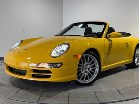Used 2006 Porsche 911 Carrera RWD image 3