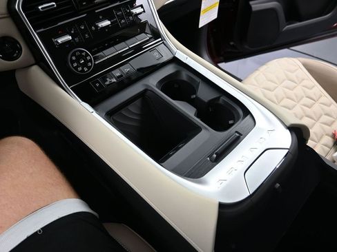 New 2025 Nissan Armada Platinum w/ Convenience Package image 30