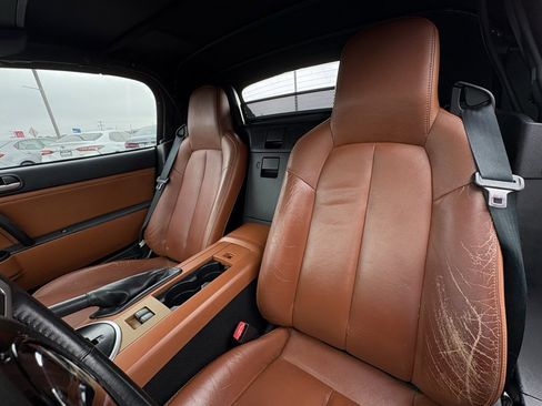 Used 2006 MAZDA MX-5 Miata Grand Touring image 23