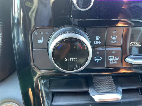 Certified 2025 Toyota Highlander XSE AWD/4WD image 22