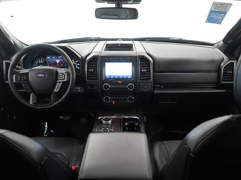 Used 2020 Ford Expedition Limited image 13