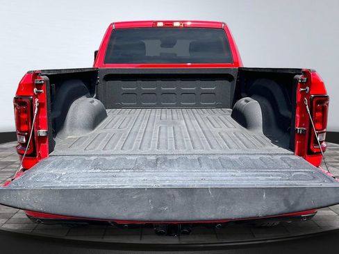 Certified 2026 RAM 2500 Big Horn AWD/4WD image 25